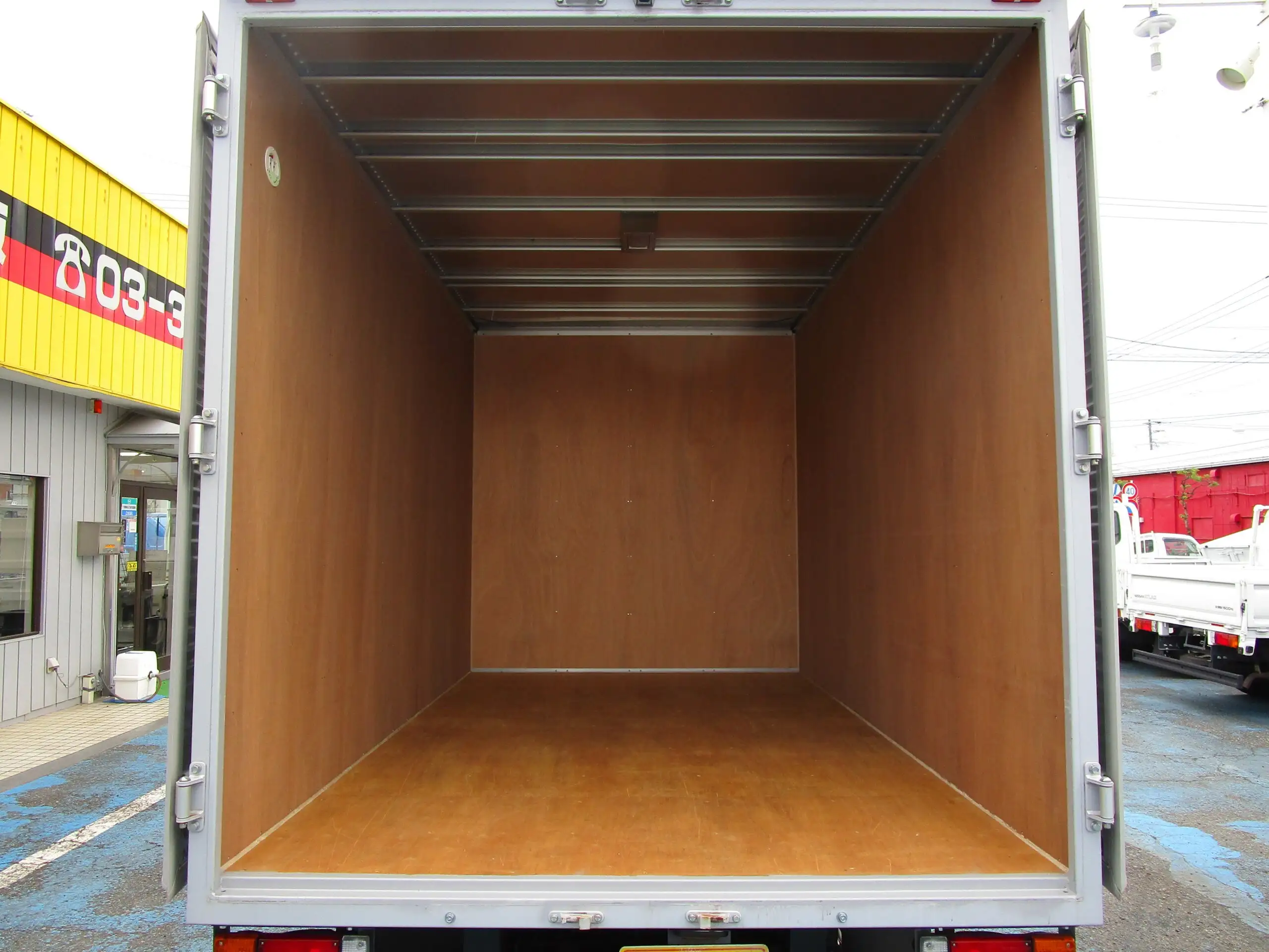 日産 アトラス 小型 アルミバン CBF-SQ2F24 H31/R1の中古トラック画像5