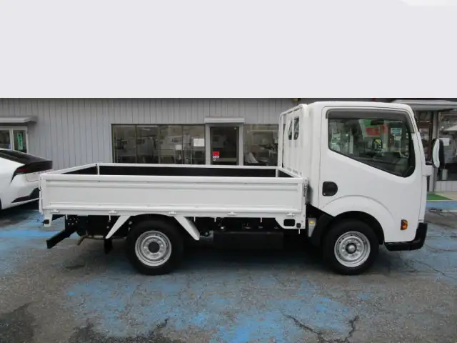 日産 アトラス 小型 平ボディ CBF-SQ1F24 R2の中古トラック画像2