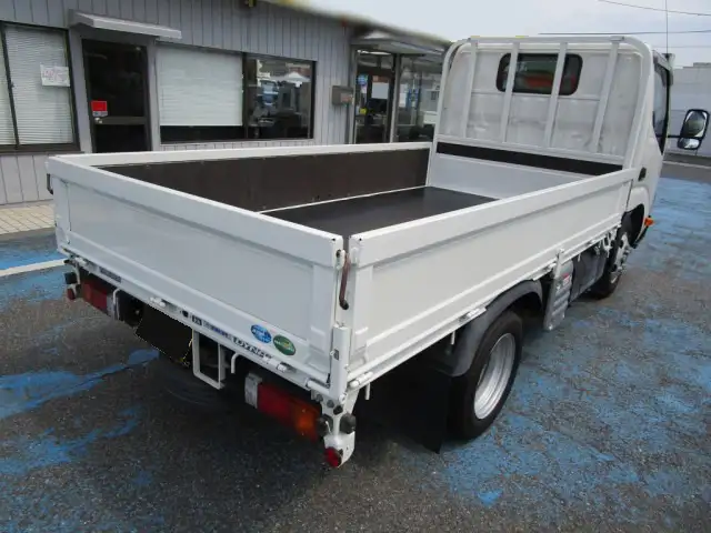トヨタ ダイナ 小型 平ボディ 2RG-XZU605 R2の中古トラック画像2