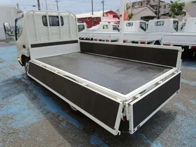 トヨタ ダイナ 小型 平ボディ 2RG-XZU605 R2の中古トラック画像9
