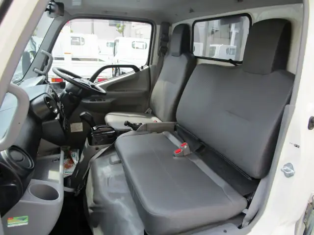 トヨタ ダイナ 小型 平ボディ 2RG-XZU605 R2の中古トラック画像12