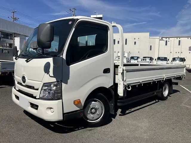 日野 デュトロ 小型 平ボディ 2RG-XZU710M R2 の中古トラック【車両No.192196】