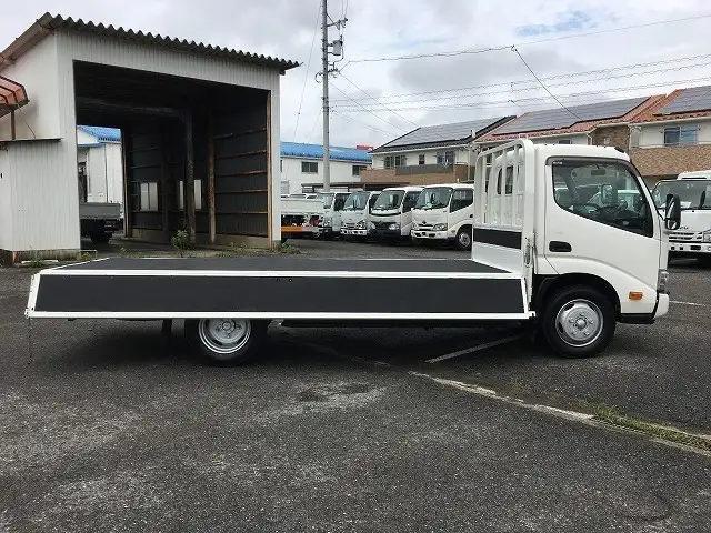 日野 デュトロ 小型 平ボディ 2RG-XZU655M H31/R1の中古トラック画像6