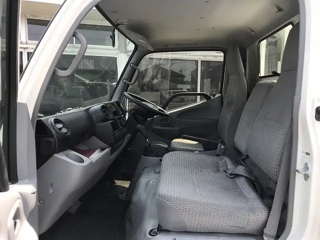 トヨタ ダイナ 小型 平ボディ パワーゲート ABF-TRY220の中古トラック画像11
