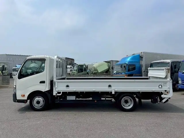 日野 デュトロ 小型 平ボディ パワーゲート TPG-XZC710Mの中古トラック画像6
