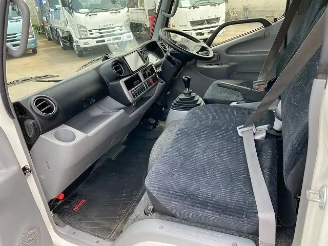 トヨタ ダイナ 小型 平ボディ 幌 ABF-TRY220の中古トラック画像12