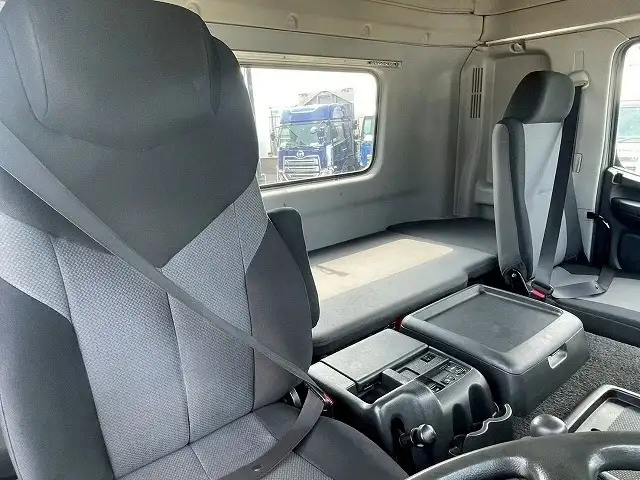 日野 プロフィア 大型 トラクター ハイルーフ 1デフの中古トラック画像10