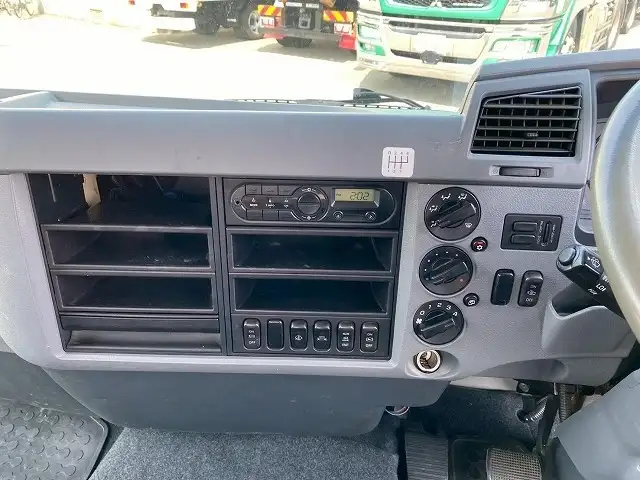 三菱 ファイター 中型/増トン クレーン付 3段 ラジコンの中古トラック画像15