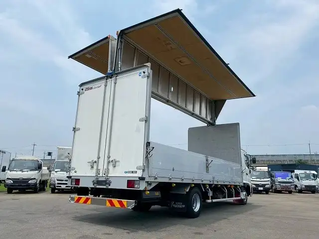 日野 レンジャー 中型/増トン ウイング エアサス ベッドの中古トラック画像6