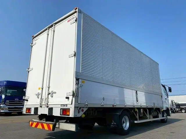 三菱 ファイター 中型/増トン ウイング エアサス ベッドの中古トラック画像3