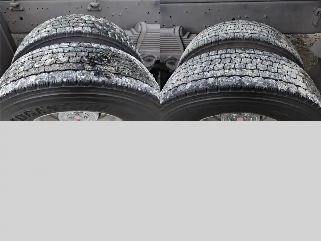 日産UD クオン 大型 ダンプ 土砂禁 ベッドの中古トラック画像像17