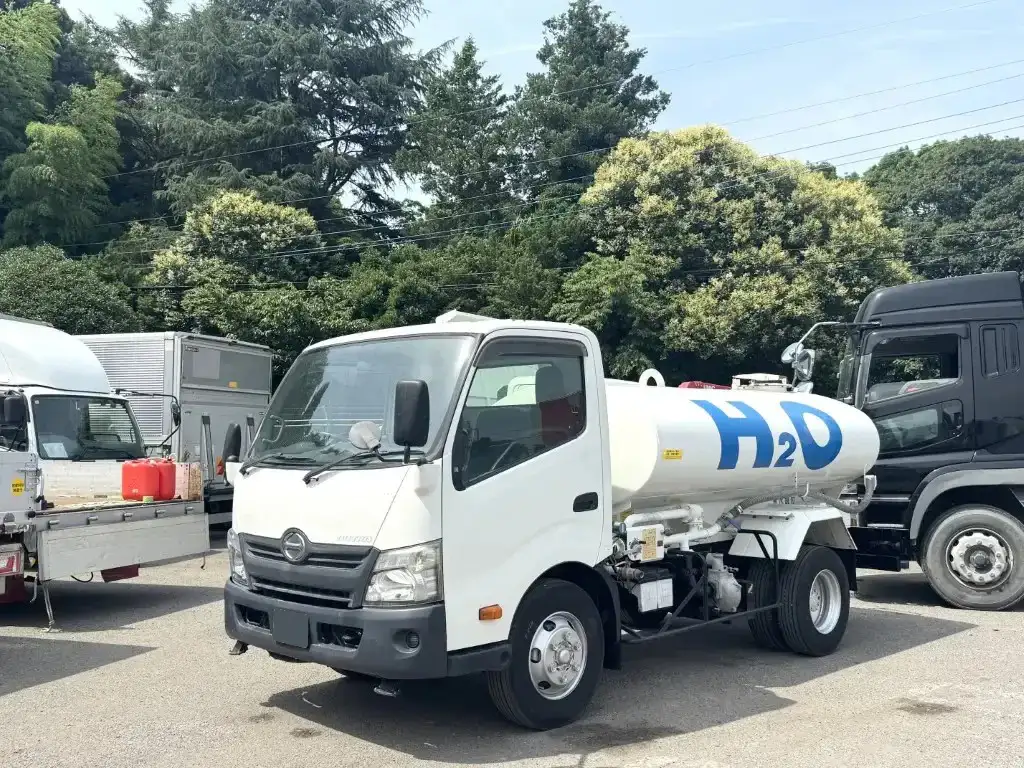 日野 デュトロ 小型 タンク車 散水車 SDG-XZU700X の中古トラック【車両No.192384】