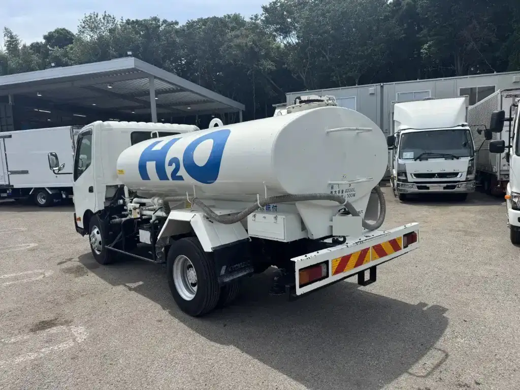 日野 デュトロ 小型 タンク車 散水車 SDG-XZU700Xの中古トラック画像4