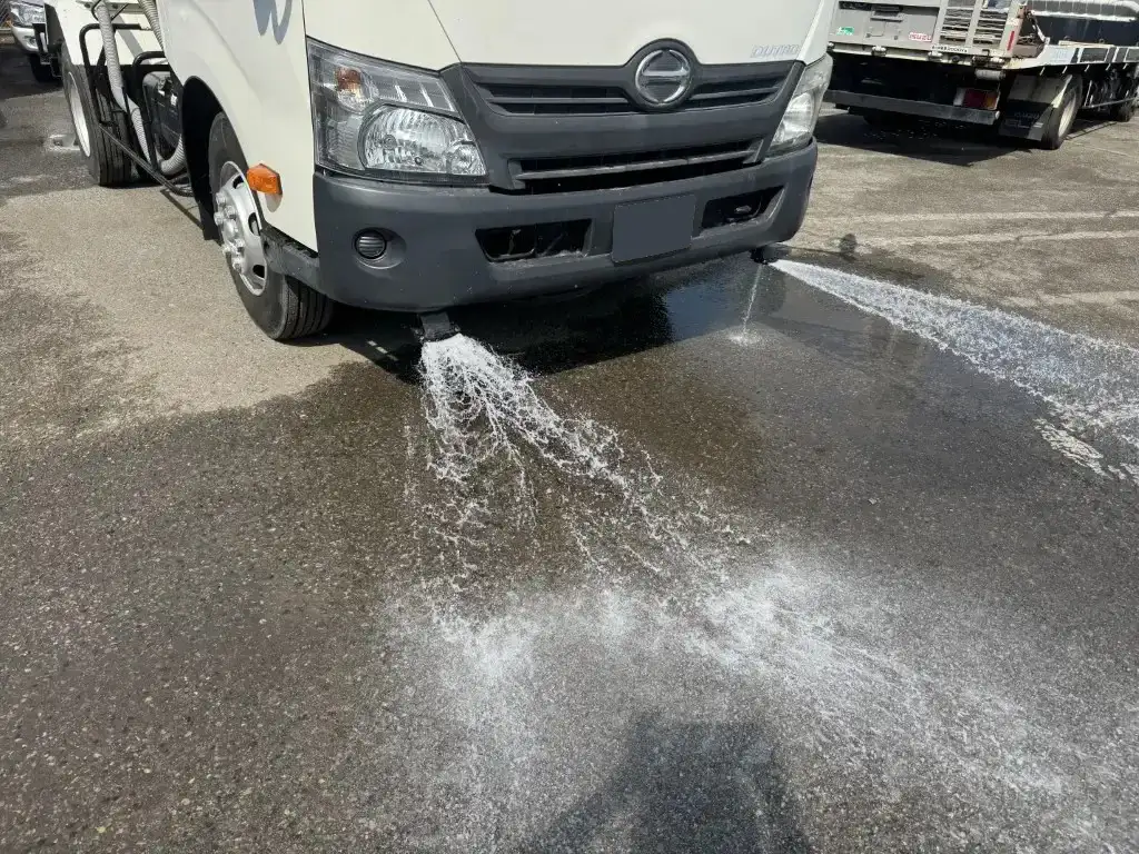 日野 デュトロ 小型 タンク車 散水車 SDG-XZU700Xの中古トラック画像9