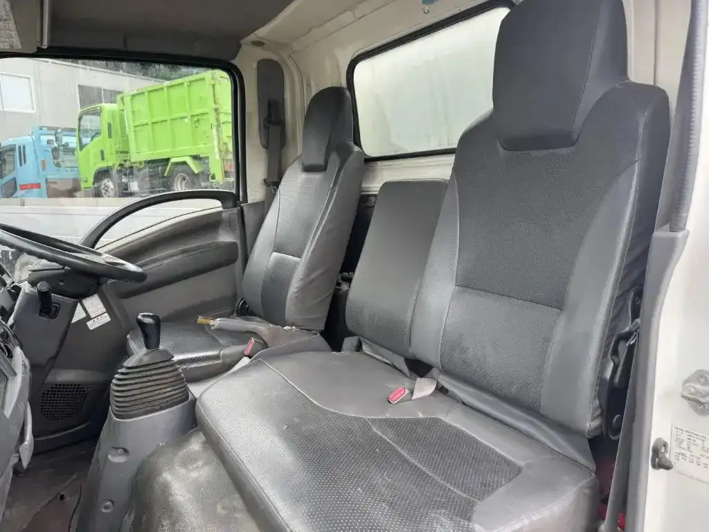 いすゞ エルフ 小型 パッカー車 巻き込み式 回転ダンプ式の中古トラック画像11