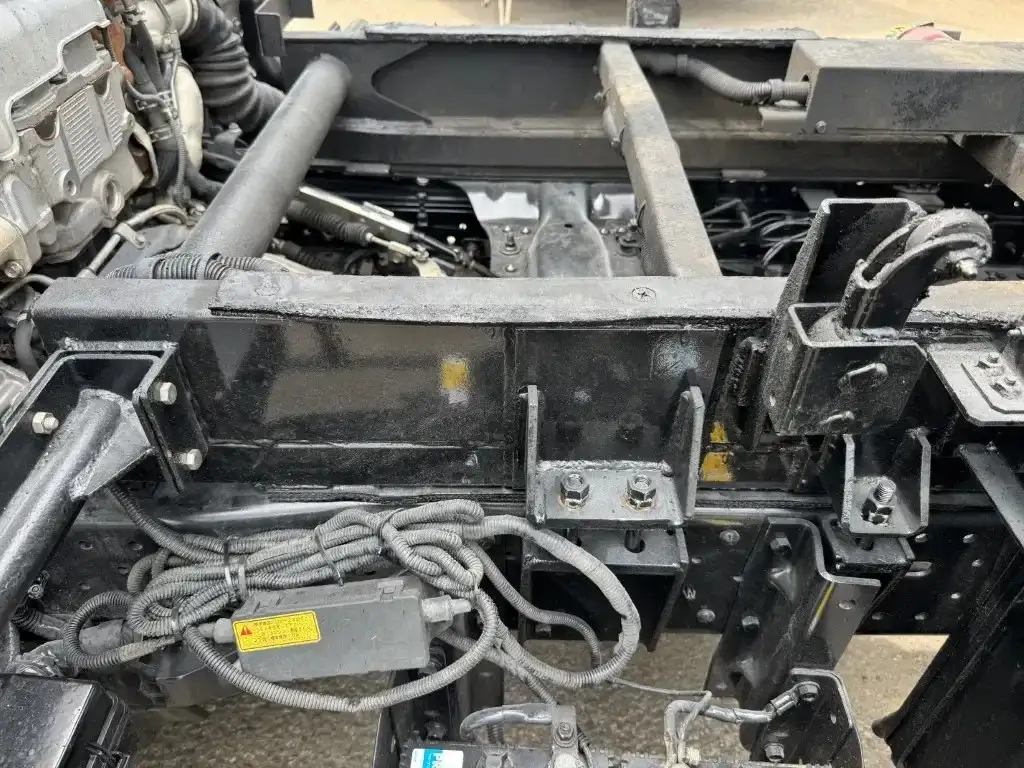 いすゞ エルフ 小型 パッカー車 巻き込み式 回転ダンプ式の中古トラック画像像17