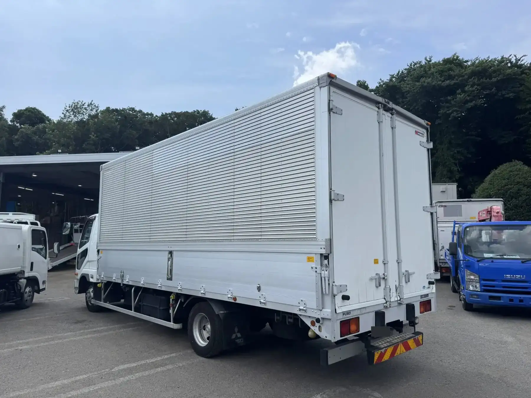 三菱 ファイター 中型/増トン ウイング ベッド TKG-FK61Fの中古トラック画像4