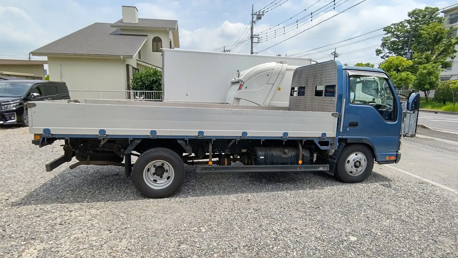 いすゞ エルフ 小型 平ボディ 床鉄板 アルミブロックの中古トラック画像4