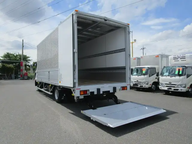 三菱 ファイター 中型/増トン ウイング パワーゲート エアサスの中古トラック画像10