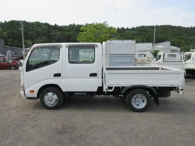 日野 デュトロ 小型 平ボディ Wキャブ 床鉄板の中古トラック画像5