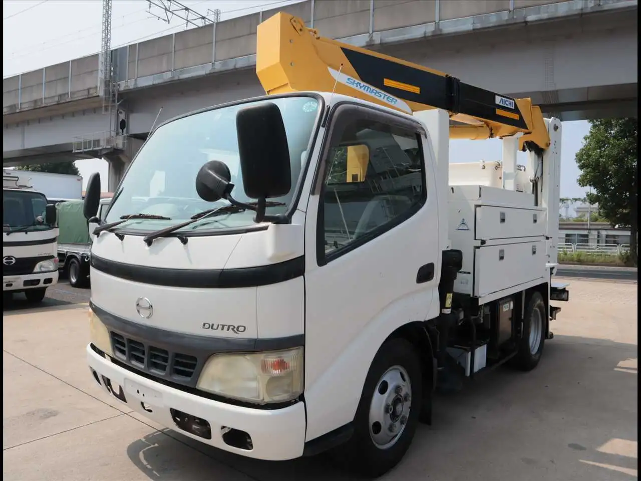 日野 デュトロ 小型 高所・建柱車 高所作業車 PB-XZU301X の中古トラック【車両No.192626】