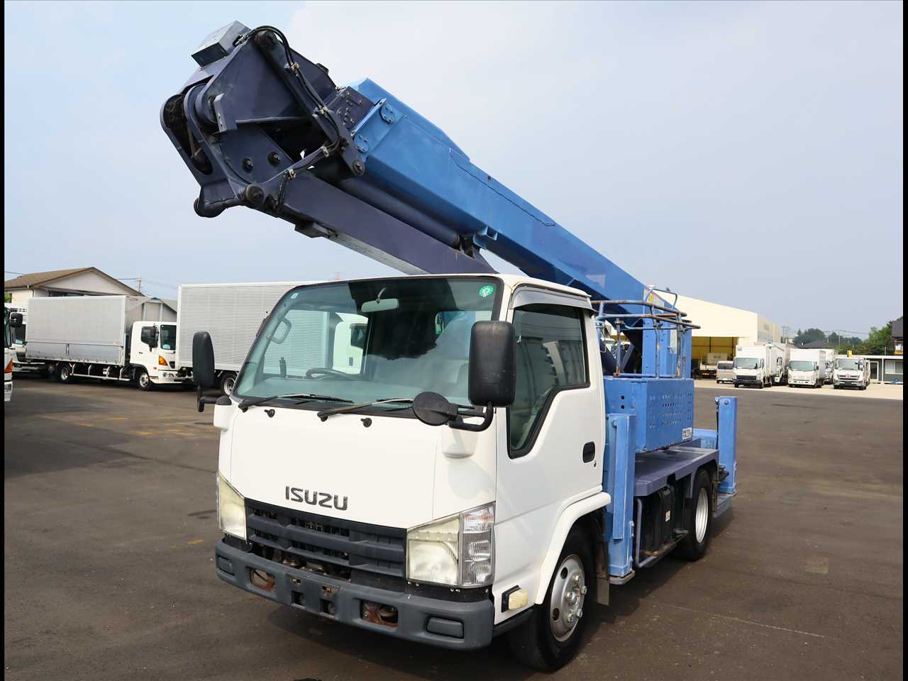 いすゞ エルフ 小型 高所・建柱車 高所作業車 PB-NKR81N の中古トラック【車両No.81919】
