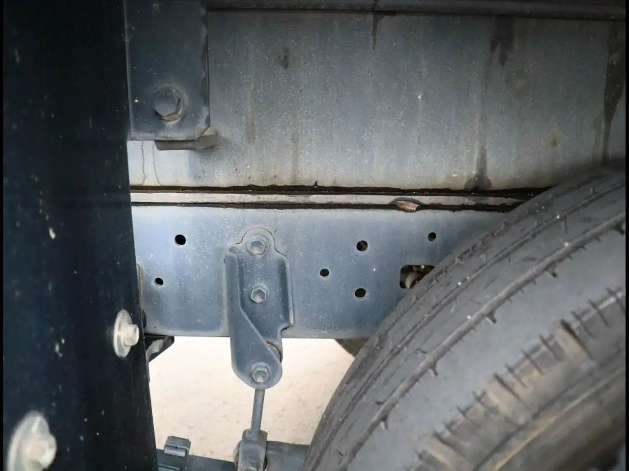 日野 デュトロ 小型 高所・建柱車 高所作業車 電工仕様の中古トラック画像像17