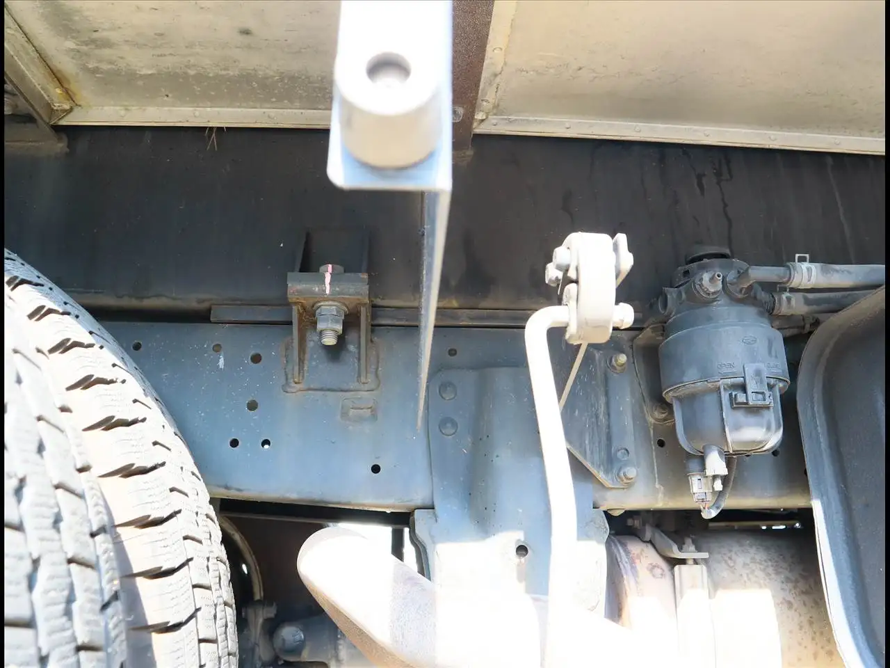 日野 デュトロ 小型 高所・建柱車 高所作業車 電工仕様の中古トラック画像像17