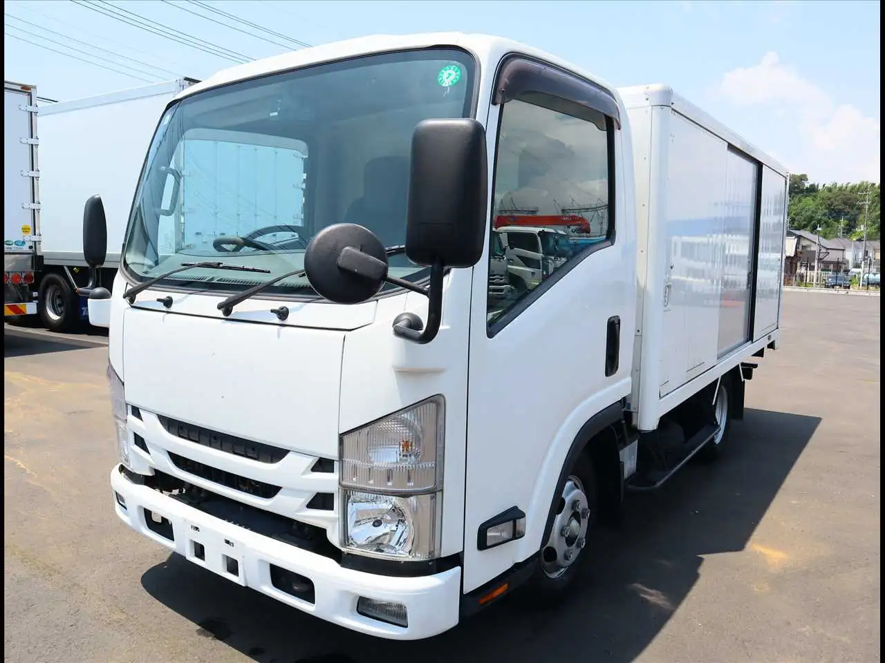 いすゞ エルフ 小型 アルミバン ボトルカー サイドドア の中古トラック【車両No.192614】