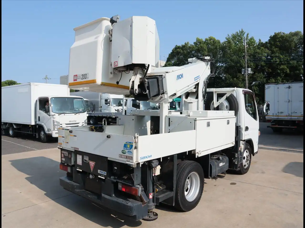 三菱 キャンター 小型 高所・建柱車 高所作業車 TPG-FEA50の中古トラック画像3