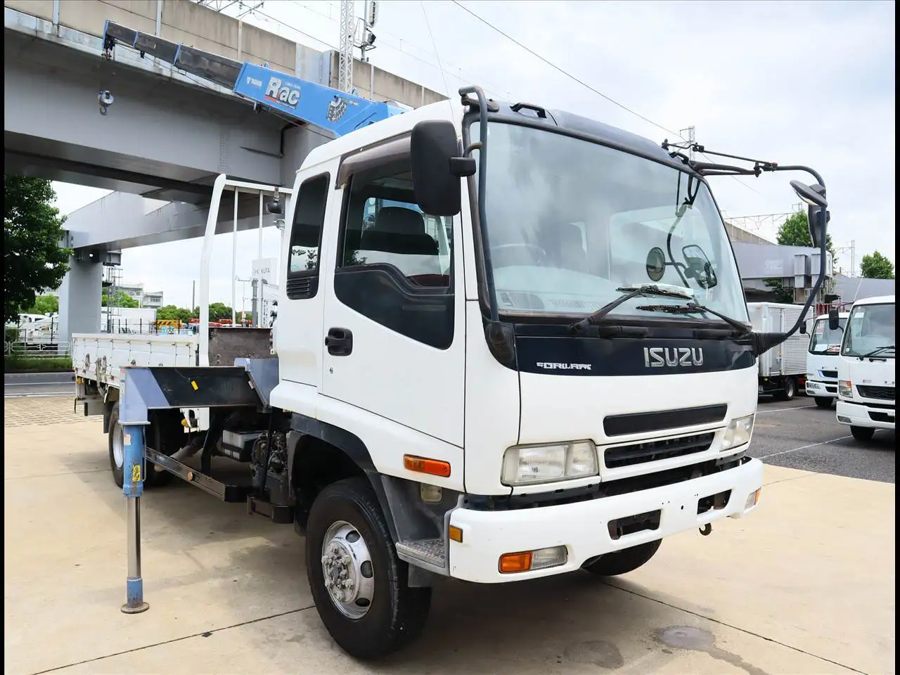 いすゞ フォワード 中型/増トン クレーン付 4段 ラジコンの中古トラック画像2