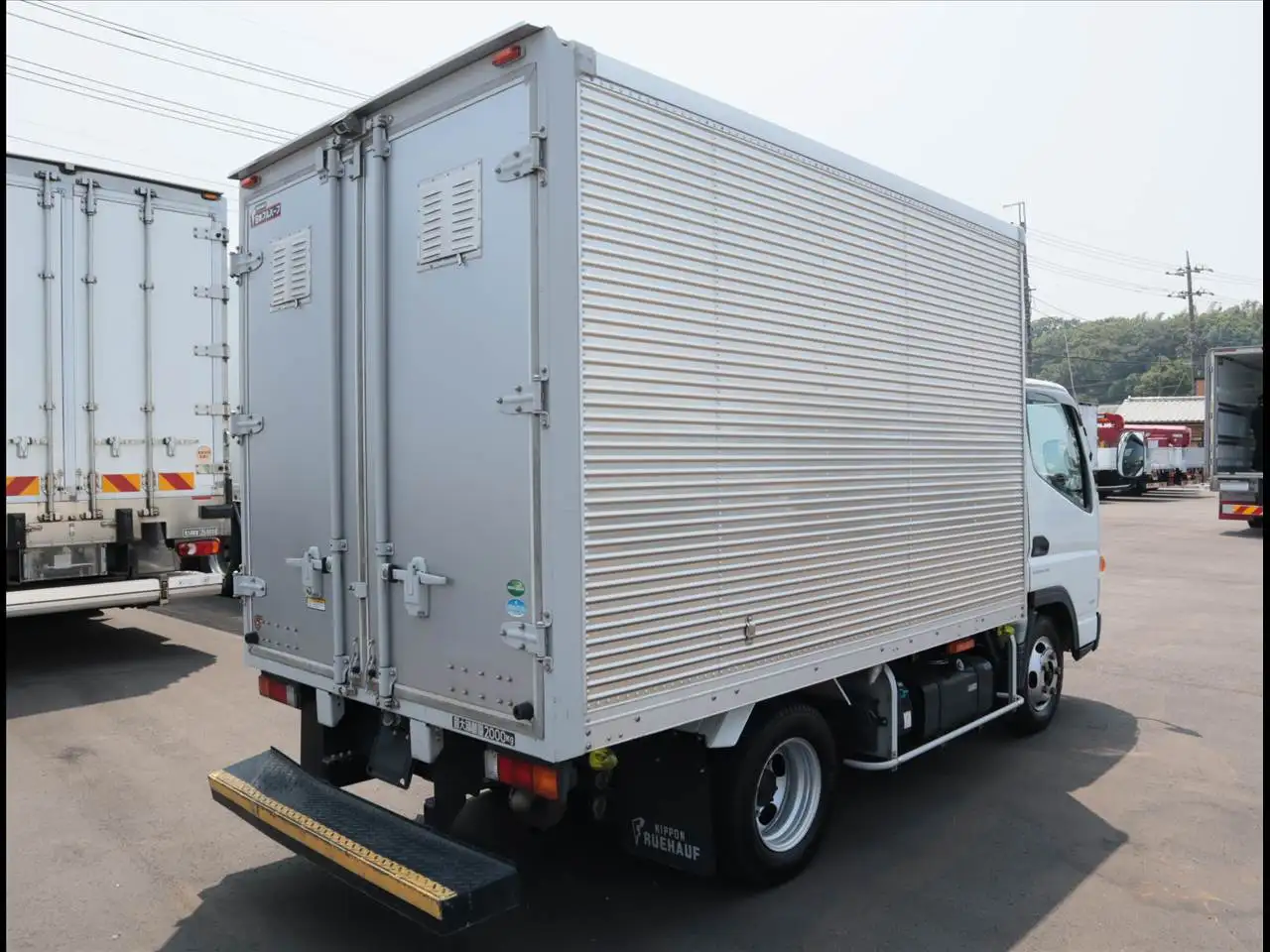 三菱 キャンター 小型 アルミバン TPG-FBA20 H31/R1の中古トラック画像3