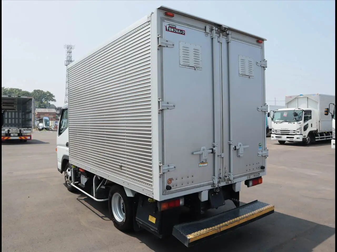 三菱 キャンター 小型 アルミバン TPG-FBA20 H31/R1の中古トラック画像4