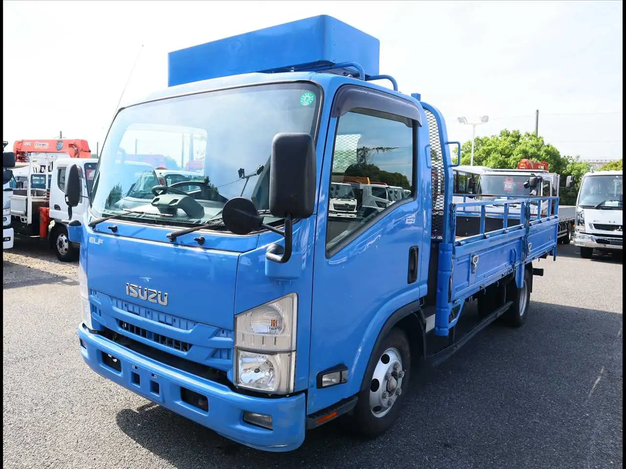 いすゞ エルフ 小型 平ボディ 床鉄板 2RG-NPR88AR の中古トラック【車両No.192557】
