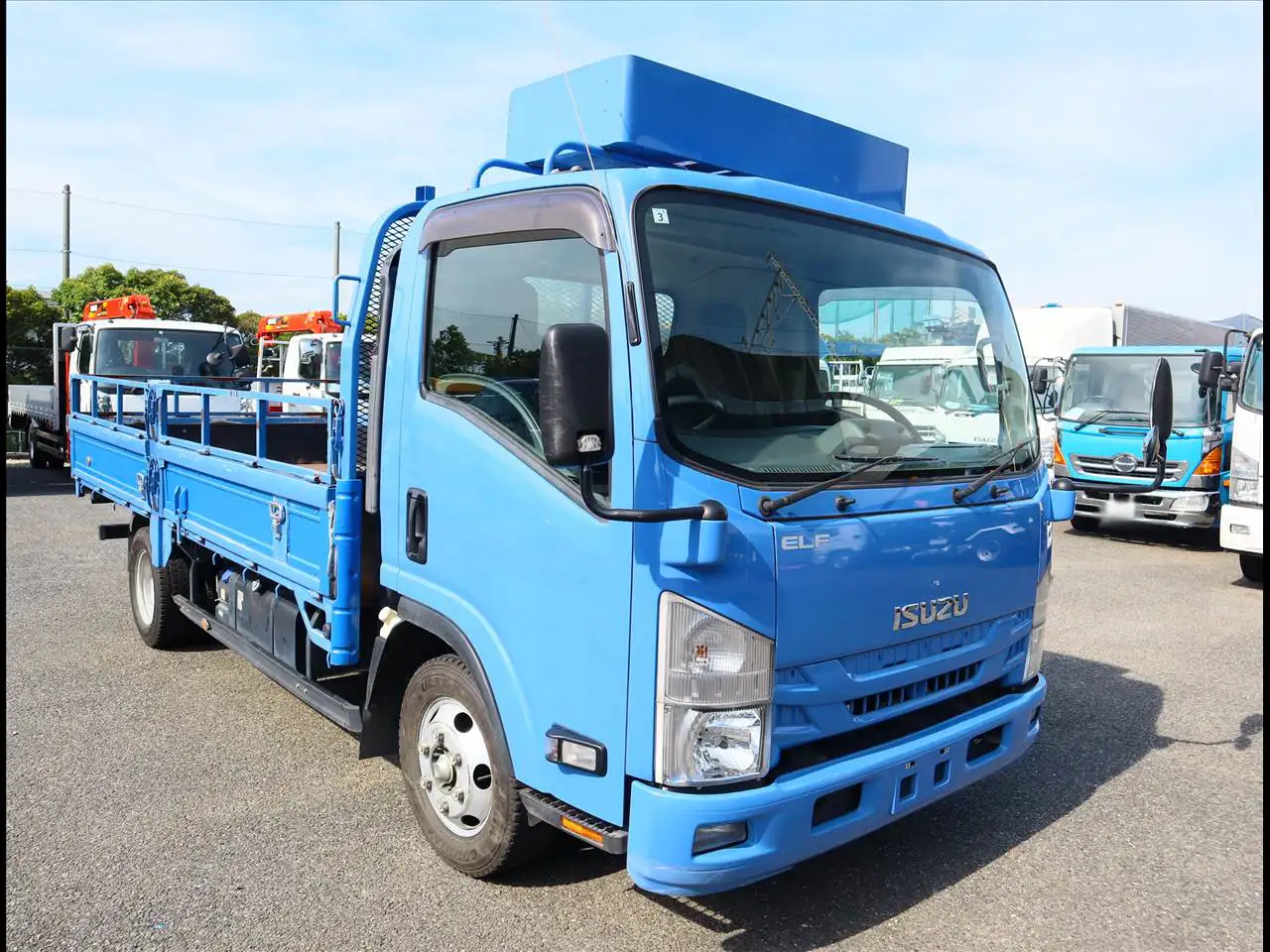 いすゞ エルフ 小型 平ボディ 床鉄板 2RG-NPR88ARの中古トラック画像2