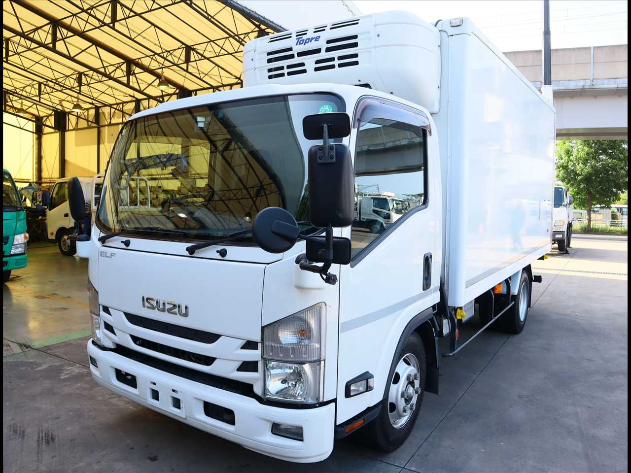 いすゞ エルフ 小型 冷凍冷蔵 低温 床アルミ の中古トラック【車両No.93480】
