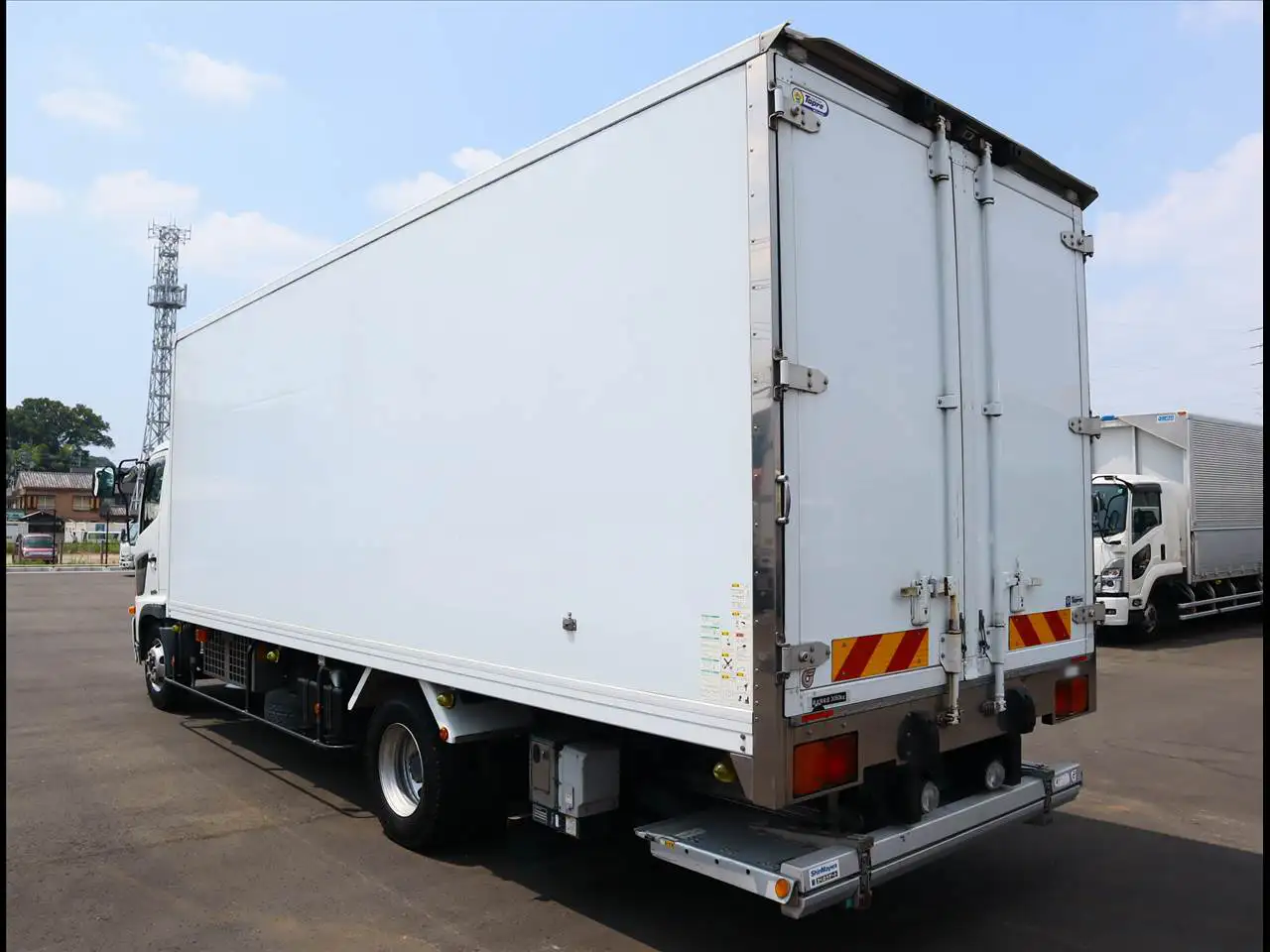 日野 レンジャー 中型/増トン 冷凍冷蔵 低温 パワーゲートの中古トラック画像4