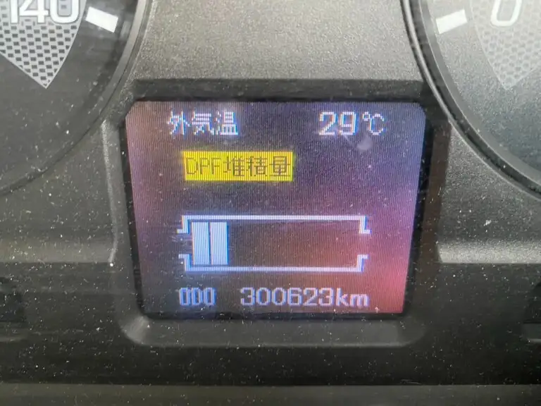 三菱 ファイター 中型/増トン 平ボディ ベッド QKG-FK62FZの中古トラック画像12