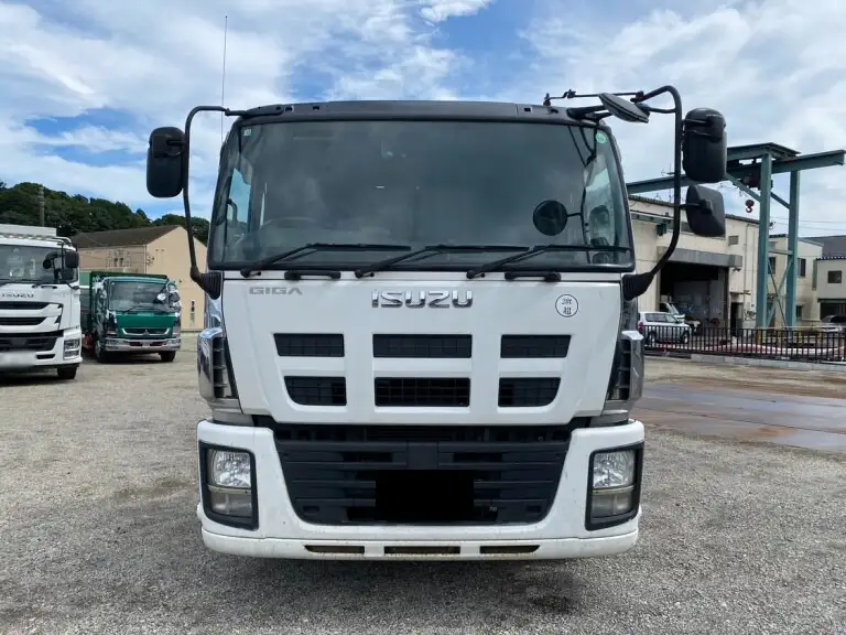 いすゞ ギガ 大型 タンク車 バルク QKG-CYL77Aの中古トラック画像2
