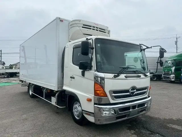 日野 レンジャー 中型/増トン 冷凍冷蔵 低温 パワーゲートの中古トラック画像2