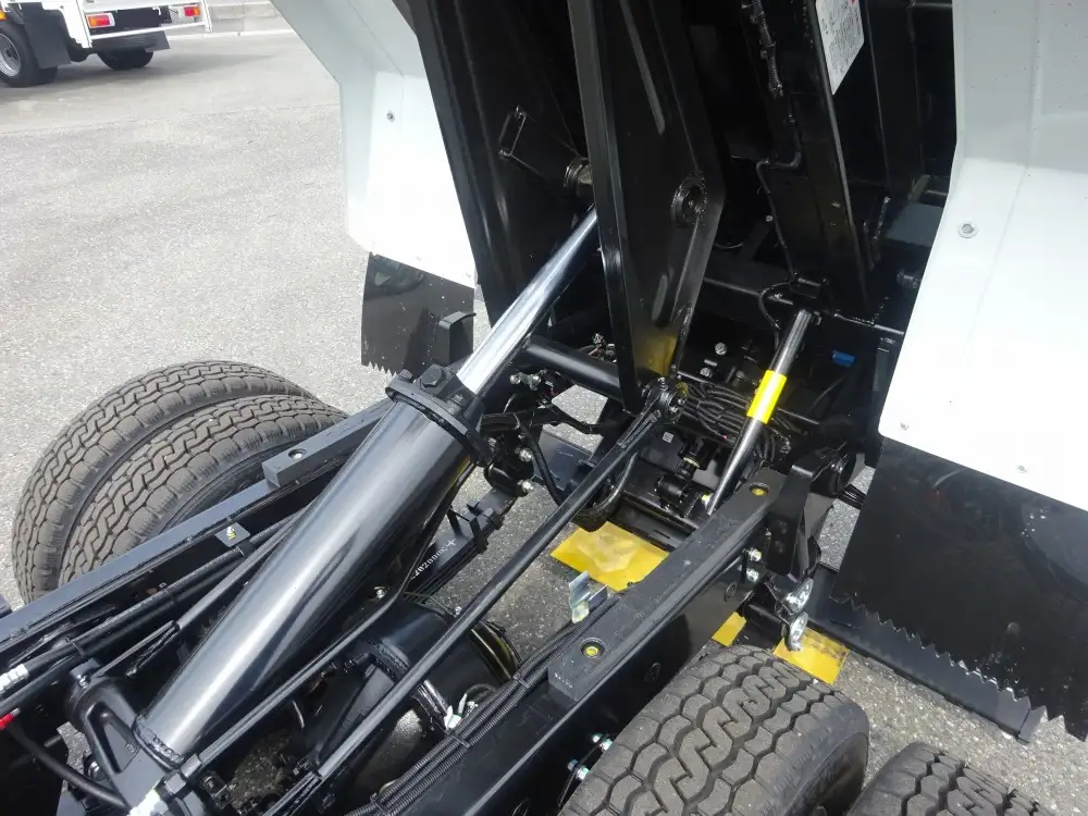 三菱 キャンター 小型 ダンプ ローダー 2RG-FBA60の中古トラック画像18