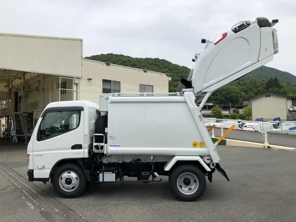 三菱 キャンター 小型 パッカー車 プレス式 2RG-FEAV0の中古トラック画像4