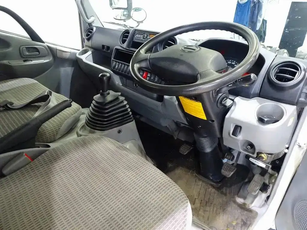 日野 デュトロ 小型 クレーン付 5段 ラジコンの中古トラック画像7