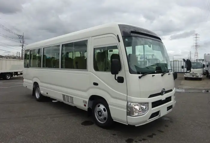 トヨタ コースター 小型 バス マイクロバス 2KG-GDB70の中古トラック画像2