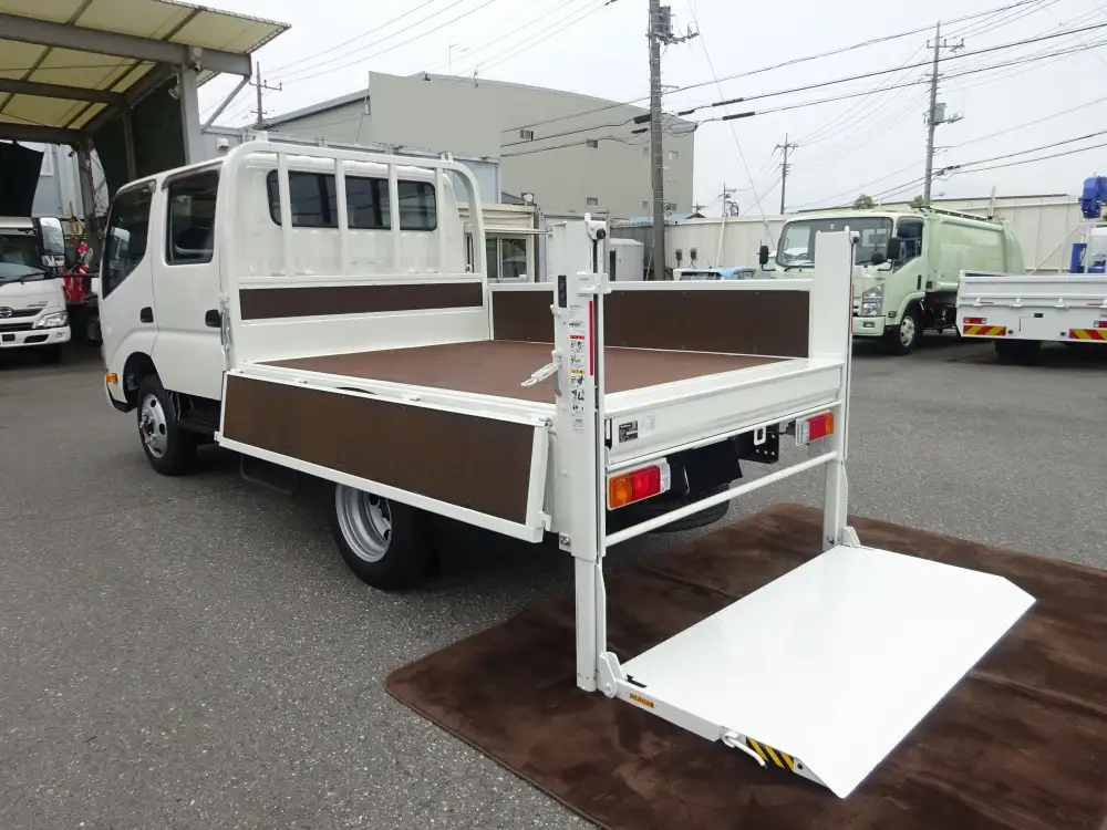 日野 デュトロ 小型 平ボディ Wキャブ パワーゲートの中古トラック画像9
