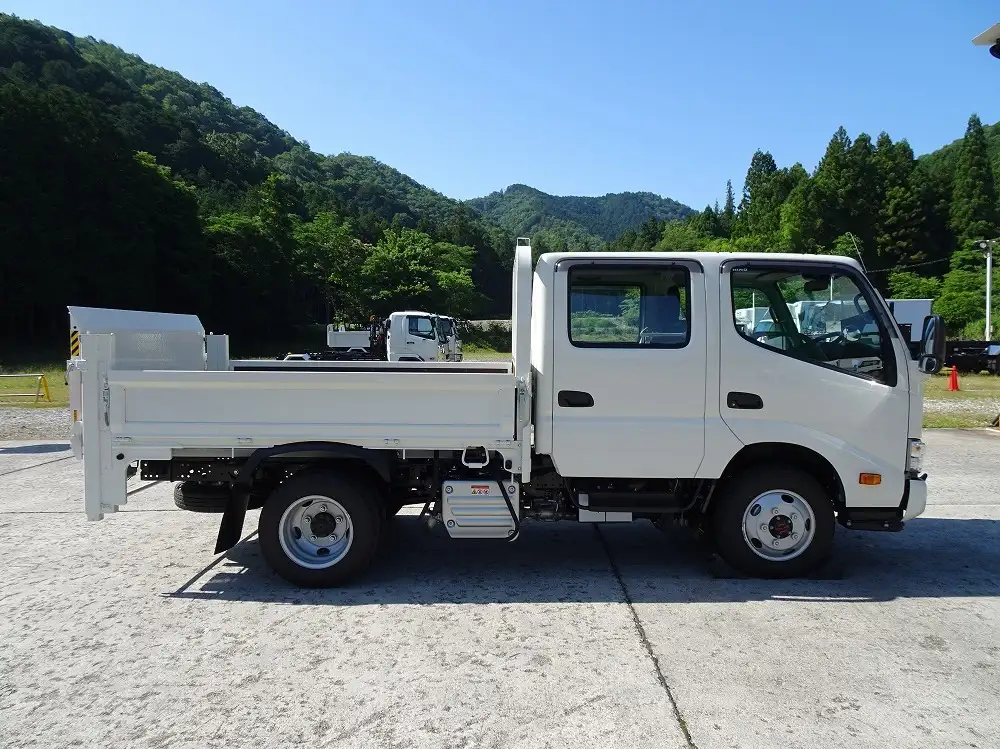 日野 デュトロ 小型 平ボディ Wキャブ パワーゲートの中古トラック画像3