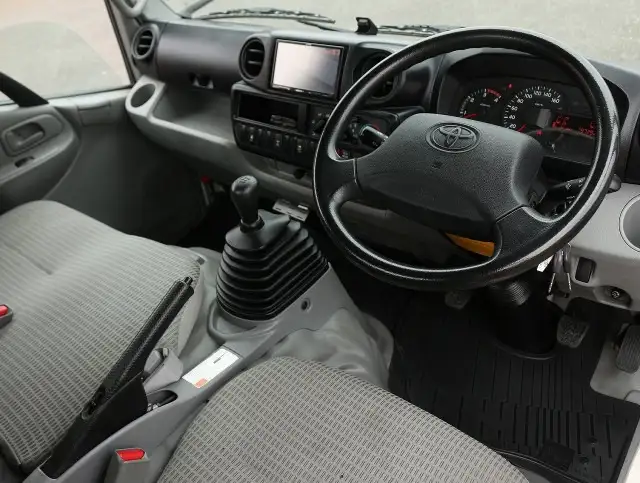 トヨタ トヨエース 小型 平ボディ TKG-XZU675 H31/R1の中古トラック画像14