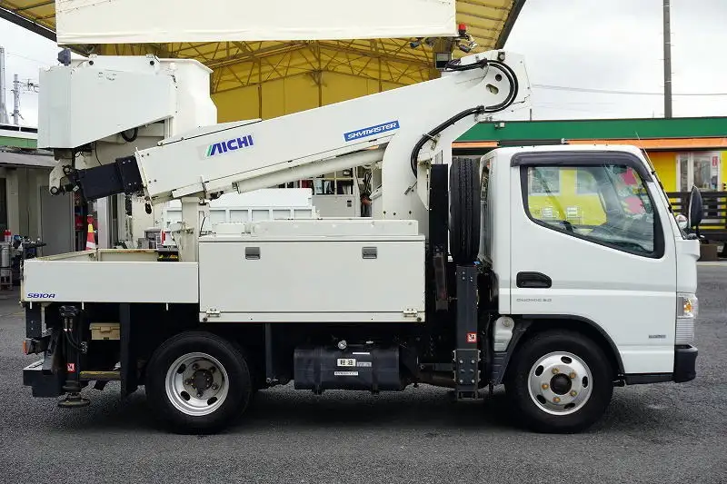 三菱 キャンター 小型 高所・建柱車 高所作業車 電工仕様の中古トラック画像2
