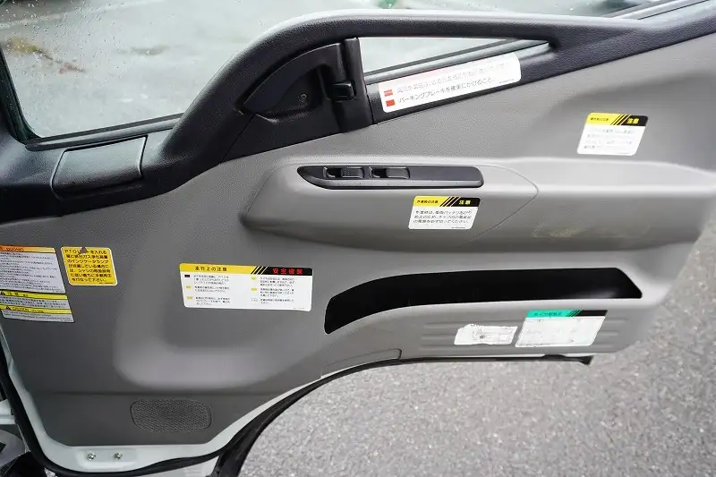三菱 キャンター 小型 高所・建柱車 高所作業車 電工仕様の中古トラック画像16