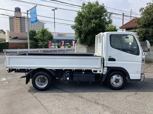 三菱 キャンター 小型 平ボディ 2RG-FBA20 R2の中古トラック画像2